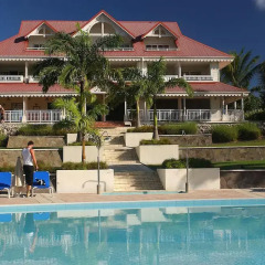 Отель Pierre & Vacances Residence Premium Les Tamarins бассейн фото 3