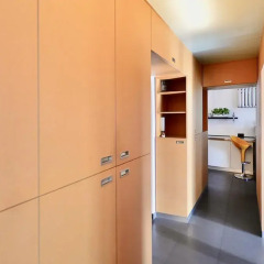 Апартаменты Bizzi LuxDesign Studio сейф в номере
