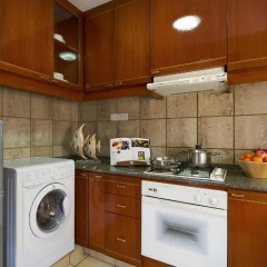 Отель Orchard Parksuites в номере фото 2