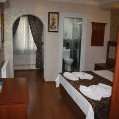 Big Apple Hostel & Hotel Семейный номер Делюкс с двуспальной кроватью фото 7