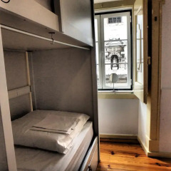 Hub New Lisbon Hostel Стандартный номер с различными типами кроватей фото 4