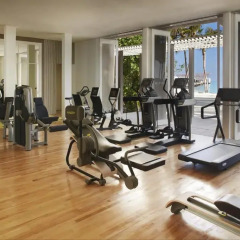 Отель Cheval Blanc Randheli Maldives фитнесс-зал