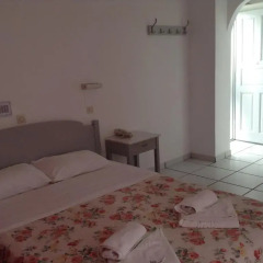 King Thiras Hotel комната для гостей