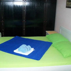Отель Guest House Mudreša сейф в номере