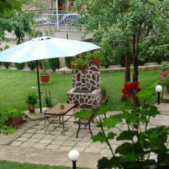 Отель Our Home 2 Guest Rooms Велико Тырново