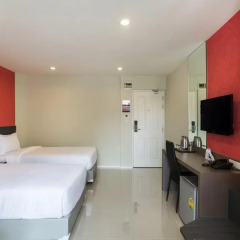 Zircon Hotel 3* Улучшенный номер с 2 отдельными кроватями фото 9