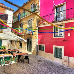 Отель Alfama's Nest