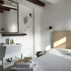 Hotel ai do Mori Номер с общей ванной комнатой с различными типами кроватей (общая ванная комната)