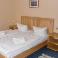 Апартаменты Tu Casa Ferienwohnungen And Apartments Берлин комната для гостей фото 4