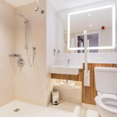 Отель Courtyard By Marriott Glasgow Airport 4* Номер Делюкс фото 3