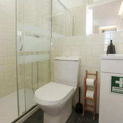 Апартаменты Apartment Alegria Street by Sweet Porto - Free Parking Порту ванная