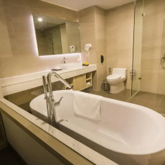 Stella Maris Nha Trang Hotel 4* Люкс с различными типами кроватей фото 5