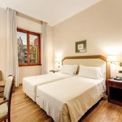 Hotel Bristol 4* Стандартный номер с 2 отдельными кроватями