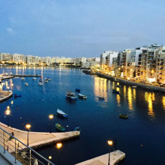 Апартаменты Seafront Apartment Spinola Bay Сан Джулианс пляж