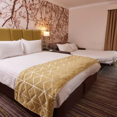 Отель Holiday Inn Northampton West M1 Junc 16 4* Стандартный номер с различными типами кроватей фото 2