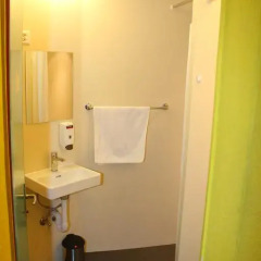 Hotel Otter Кровать в женском общем номере с двухъярусной кроватью фото 16