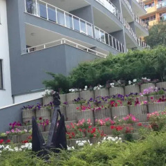 Апартаменты Dilov Apartments In Yalta Golden Sands