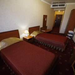 Гостиница Плаза 4* Номер Делюкс двуспальная кровать фото 2