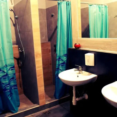 Hostel Universus i Apartament Кровать в общем номере с двухъярусными кроватями фото 8