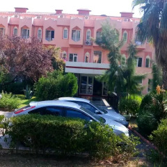 Beldiana Hotel парковка