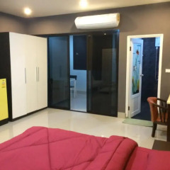 Отель Four Rooms Guest House Таиланд, Бухта Чалонг - отзывы, цены и фото номеров - забронировать отель Four Rooms Guest House онлайн комната для гостей фото 2