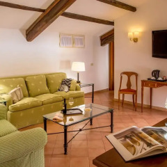 Отель Albergo Del Sole Al Biscione 3* Номер категории Эконом с различными типами кроватей