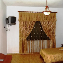 Grand Hotel Kruje комната для гостей