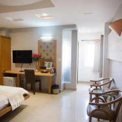 Thuy Sakura Hotel & Serviced Apartment 3* Номер Делюкс с различными типами кроватей фото 6
