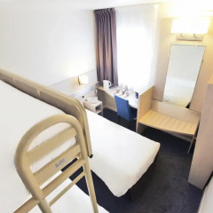 Comfort Hotel Paris Porte D'Ivry 3* Стандартный номер с различными типами кроватей фото 4