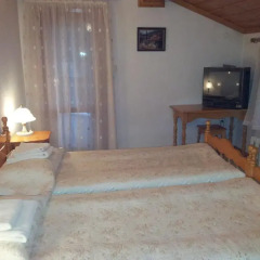 Отель Guest House Sarievi Болгария, Чепеларе - отзывы, цены и фото номеров - забронировать отель Guest House Sarievi онлайн комната для гостей фото 2