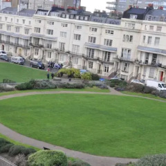 Отель Adelaide House
