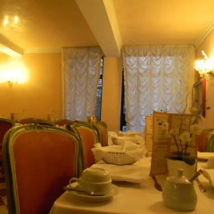 Pantalon Hotel гостиничный бар