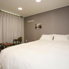 Hotel Jirisan Ah Chim In Yon Dong South Korea From 62 - 