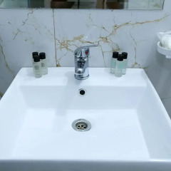 Hermes Tirana Hotel 4* Стандартный номер с различными типами кроватей фото 3