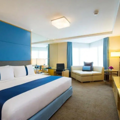 Отель Holiday Inn Bangkok Silom 4* Стандартный номер с различными типами кроватей фото 3