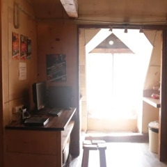 Отель Tabinoya - Tallinn's Travellers House в номере