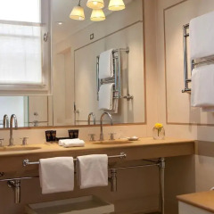 Отель Relais Santa Croce 5* Номер Делюкс с различными типами кроватей фото 6