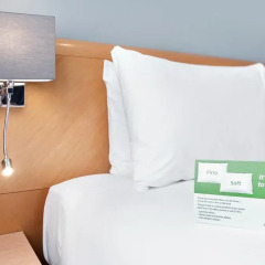 Отель Holiday Inn London Kensington Forum удобства в номере фото 2