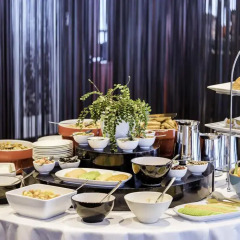 Bolton Hotel питание