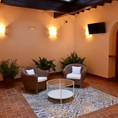 Отель Hostal La Fonda Испания, Кониль-де-ла-Фронтера - отзывы, цены и фото номеров - забронировать отель Hostal La Fonda онлайн интерьер отеля