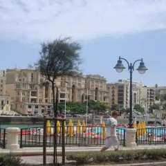 Апартаменты Simons Apartments Слима бассейн