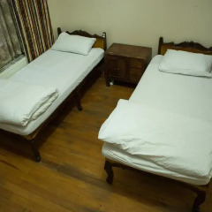 Chambers Of The Boheme - Hostel Кровать в общем номере с двухъярусной кроватью фото 8