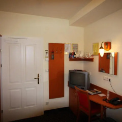 Suite Hotel 900 M Zur Oper 3* Стандартный номер фото 2