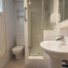 Хостел Albergue Studio Стандартный номер с различными типами кроватей фото 7