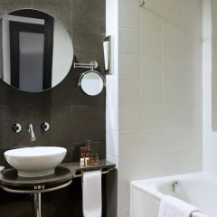 Отель Sheraton Tirana 5* Номер Делюкс фото 2