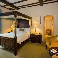 The Mount Royale Hotel & Spa 3* Представительский номер с различными типами кроватей фото 4