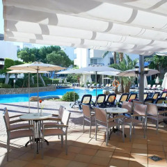 Отель Hipotels Bahía Grande Aparthotel бассейн