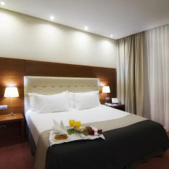 Hotel Silken Coliseum 4* Номер Комфорт с различными типами кроватей