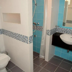 Kt Mansion & Hotel Бангкок ванная