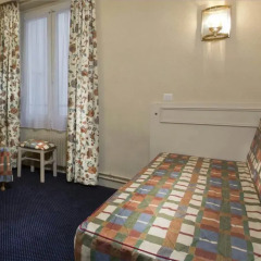 Отель Hôtel de Suez 2* Стандартный номер с двуспальной кроватью фото 2